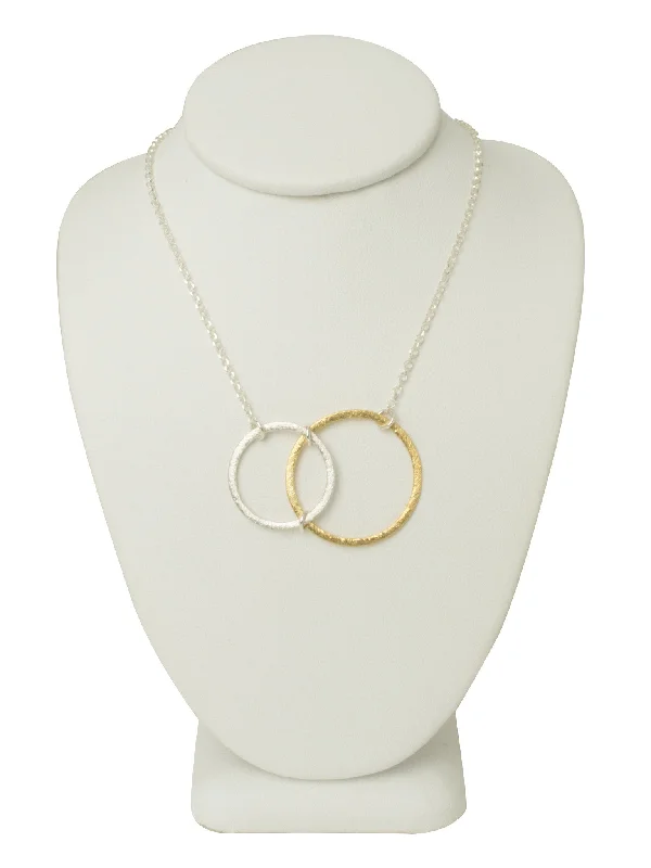 Sparkling Diamond Pendant Necklaces-Abstract Circle Necklace