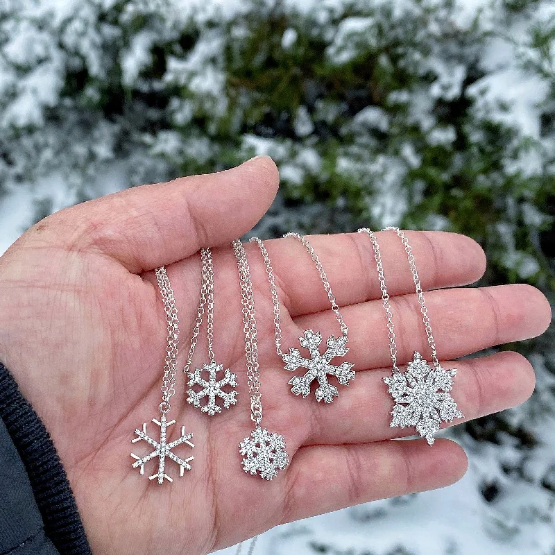 Designer Choker Necklaces-Snowflake Necklaces - 12/17/20