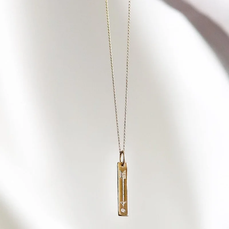 Fine Gold Pendant Necklaces-BAYLEE ARROW BAR NECKLACE